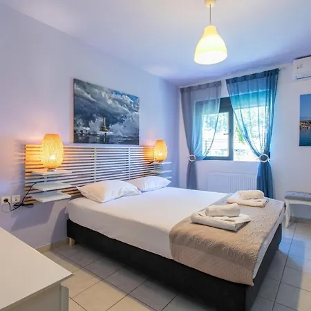 Villa Crystal Waves Lux Villa-homeleader